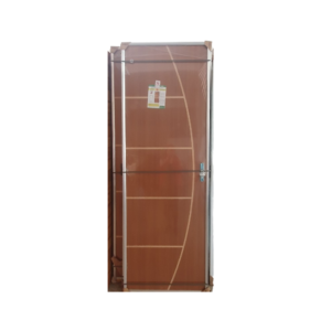 PORTA COM MARCO EM ALUMÍNIO FRISADA  MEDIDAS EM MEDIDAS VARIADAS